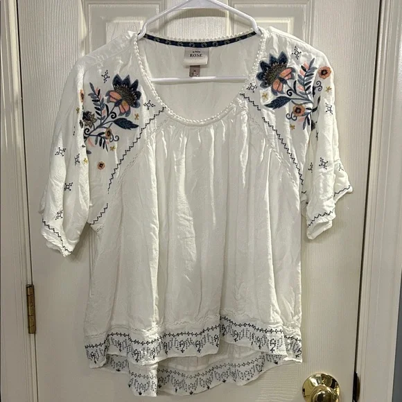 ⚜️ Knox Rose White Floral Embroidered Blouse - Picture 1 of 7